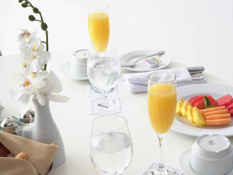 Serviço de quarto ($) Krystal® Ixtapa All Inclusive Serviço de quarto ($) Krystal® Ixtapa All Inclusive